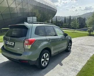 Interieur van Subaru Forester te huur in Georgië. Een geweldige auto met 5 zitplaatsen en een Automatisch transmissie.