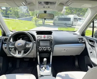 Autohuur Subaru Forester 2017 in in Georgië, met Benzine brandstof en 176 pk ➤ Vanaf 90 GEL per dag.