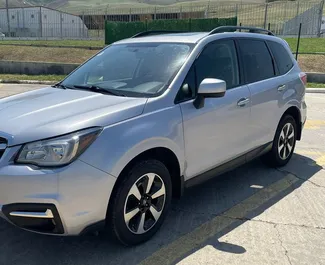 Vooraanzicht van een huurauto Subaru Forester in Tbilisi, Georgië ✓ Auto #15699. ✓ Transmissie Automatisch TM ✓ 0 beoordelingen.