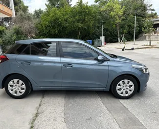 Verhuur Hyundai i20. Economy, Comfort Auto te huur in Griekenland ✓ Borg van Borg van 200 EUR ✓ Verzekeringsmogelijkheden TPL, CDW.