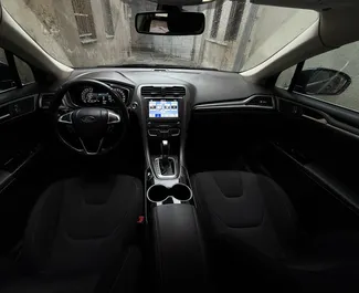 Ford Mondeo 2016 beschikbaar voor verhuur in Tbilisi, met een kilometerlimiet van onbeperkt.