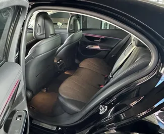 Autohuur Mercedes-Benz E-Class 2024 in in Tunesië, met Benzine brandstof en  pk ➤ Vanaf 400 EUR per dag.