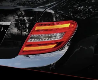 Verhuur Mercedes-Benz C-Class. Comfort, Premium Auto te huur in Albanië ✓ Borg van Zonder Borg ✓ Verzekeringsmogelijkheden TPL, FDW, Buitenland.