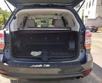 Benzine motor van 2,5L van Subaru Forester 2015 te huur in Tbilisi.