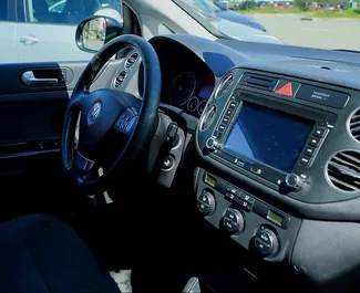 Autohuur Volkswagen Golf Plus 2007 in in Albanië, met Diesel brandstof en 104 pk ➤ Vanaf 23 EUR per dag.