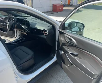 Chevrolet Trax 2025 beschikbaar voor verhuur in Tbilisi, met een kilometerlimiet van onbeperkt.