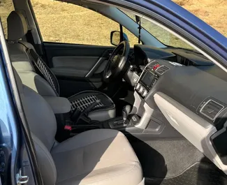 Benzine motor van 2,5L van Subaru Forester Limited 2016 te huur in Tbilisi.