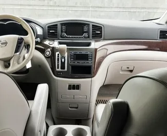 Nissan Quest 2014 beschikbaar voor verhuur in Tbilisi, met een kilometerlimiet van onbeperkt.