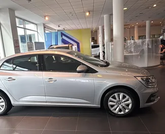 Autohuur Renault Megane Sedan 2026 in in Turkije, met Benzine brandstof en 140 pk ➤ Vanaf 39 USD per dag.
