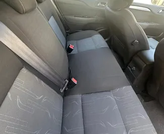 Diesel motor van 1,6L van Citroen C4 2014 te huur in Bar.