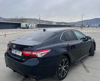 Verhuur Toyota Camry. Comfort, Premium Auto te huur in Georgië ✓ Borg van Borg van 200 GEL ✓ Verzekeringsmogelijkheden TPL, CDW, SCDW, Passagiers, Diefstal, Geen storting.