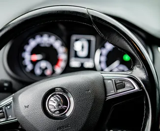 Diesel motor van 1,6L van Skoda Octavia Combi 2018 te huur in Podgorica.