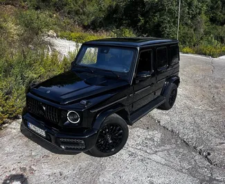 Vooraanzicht van een huurauto Mercedes-Benz G63 AMG op Podgorica Luchthaven, Montenegro ✓ Auto #15688. ✓ Transmissie Automatisch TM ✓ 0 beoordelingen.