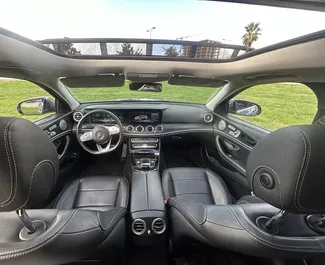 Autohuur Mercedes-Benz E-Class #15689 Automatisch op Podgorica Luchthaven, uitgerust met 2,0L motor ➤ Van Yan in Montenegro.