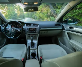Autohuur Volkswagen Golf 7 2015 in in Albanië, met Diesel brandstof en 148 pk ➤ Vanaf 38 EUR per dag.
