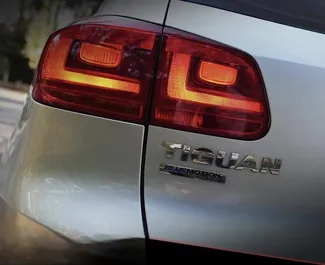 Verhuur Volkswagen Tiguan. Comfort, Crossover Auto te huur in Albanië ✓ Borg van Zonder Borg ✓ Verzekeringsmogelijkheden TPL, FDW, Buitenland.
