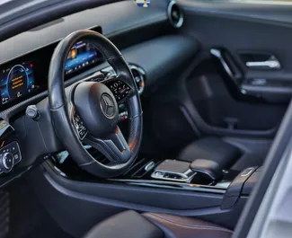 Interieur van Mercedes-Benz A-Class te huur in Montenegro. Een geweldige auto met 5 zitplaatsen en een Automatisch transmissie.