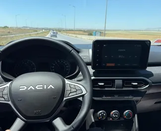 Verhuur Dacia Sandero Stepway. Economy, Comfort, Crossover Auto te huur in Tunesië ✓ Borg van Borg van 800 EUR ✓ Verzekeringsmogelijkheden TPL.