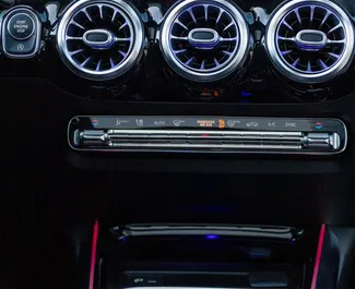 Mercedes-Benz GLA-Class 2020 beschikbaar voor verhuur in Tbilisi, met een kilometerlimiet van onbeperkt.