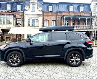 Verhuur Toyota Highlander. Comfort, Premium, Crossover Auto te huur in Georgië ✓ Borg van Zonder Borg ✓ Verzekeringsmogelijkheden TPL, FDW, Buitenland.