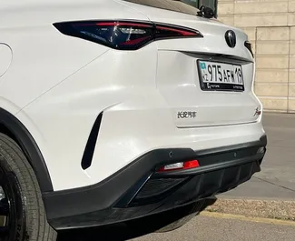 Changan X5 Plus 2025 beschikbaar voor verhuur in Almaty, met een kilometerlimiet van 200 km/dag.