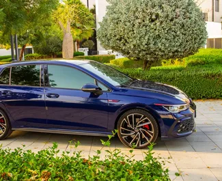 Autohuur Volkswagen Golf 8 #15999 Automatisch in Dubai, uitgerust met 2,0L motor ➤ Van Andry in de VAE.