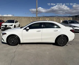 Mercedes-Benz A220 2021 met Vooraandrijving systeem, beschikbaar in Tbilisi.