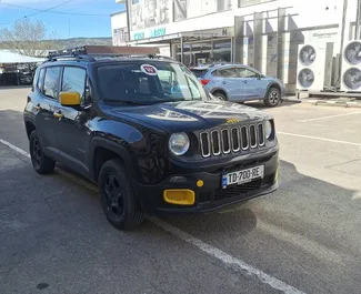 Vooraanzicht van een huurauto Jeep Renegade in Tbilisi, Georgië ✓ Auto #15618. ✓ Transmissie Handmatig TM ✓ 0 beoordelingen.