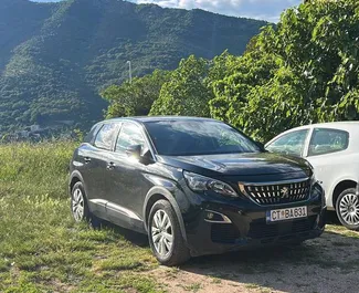 Vooraanzicht van een huurauto Peugeot 3008 op Podgorica Luchthaven, Montenegro ✓ Auto #16473. ✓ Transmissie Automatisch TM ✓ 0 beoordelingen.