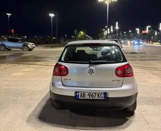 Verhuur Volkswagen Golf 5. Economy, Comfort Auto te huur in Albanië ✓ Borg van Zonder Borg ✓ Verzekeringsmogelijkheden TPL, Buitenland.
