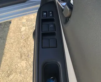 Vooraanzicht van een huurauto Nissan Note in Larnaca, Cyprus ✓ Auto #16390. ✓ Transmissie Automatisch TM ✓ 0 beoordelingen.