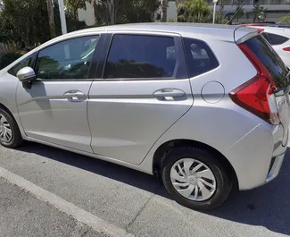 Autohuur Honda Fit 2018 in in Cyprus, met Benzine brandstof en 98 pk ➤ Vanaf 18 EUR per dag.