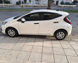 Autohuur Toyota Aqua #16351 Automatisch in Limassol, uitgerust met 1,5L motor ➤ Van Leo in Cyprus.