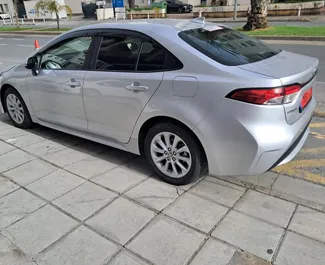 Verhuur Toyota Corolla Sedan. Economy, Comfort Auto te huur in Cyprus ✓ Borg van Borg van 400 EUR ✓ Verzekeringsmogelijkheden TPL, CDW.