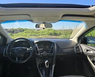 Benzine motor van 2,0L van Ford Focus 2015 te huur in Batumi.