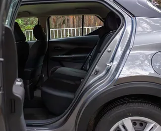 Autohuur Nissan Kicks 2024 in in Georgië, met Benzine brandstof en 122 pk ➤ Vanaf 86 GEL per dag.