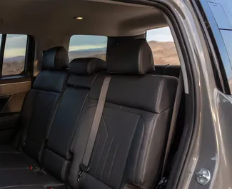 Verhuur Hyundai Santa Fe. Comfort, Crossover Auto te huur in Georgië ✓ Borg van Borg van 560 GEL ✓ Verzekeringsmogelijkheden TPL, CDW, SCDW, FDW, Passagiers, Diefstal.