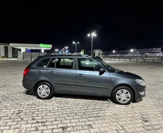 Autohuur Skoda Fabia 2013 in in Albanië, met Diesel brandstof en  pk ➤ Vanaf 20 EUR per dag.
