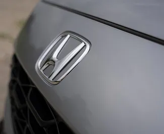 Benzine motor van 2,0L van Honda HR-V 2023 te huur in Tbilisi.