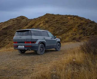 Hyundai Santa Fe 2024 met Aandrijving op alle wielen systeem, beschikbaar in Tbilisi.