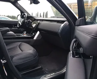 Verhuur Land Rover Range Rover. Premium, Luxe, SUV Auto te huur in Azerbeidzjan ✓ Borg van Borg van 1000 AZN ✓ Verzekeringsmogelijkheden TPL, CDW, SCDW, Diefstal.