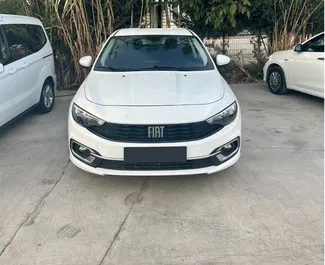 Autohuur Fiat Egea 2024 in in Turkije, met Benzine brandstof en 90 pk ➤ Vanaf 35 USD per dag.