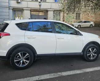 Verhuur Toyota Rav4. Comfort, SUV, Crossover Auto te huur in Georgië ✓ Borg van Borg van 100 GEL ✓ Verzekeringsmogelijkheden TPL, FDW, Passagiers, Diefstal.