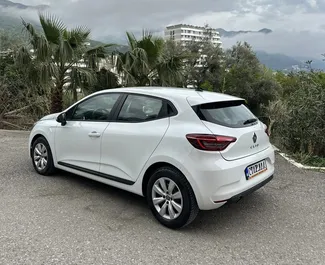 Autohuur Renault Clio 5 2023 in in Montenegro, met Diesel brandstof en 90 pk ➤ Vanaf 40 EUR per dag.