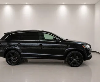 Autohuur Audi Q7 2012 in in Albanië, met Diesel brandstof en  pk ➤ Vanaf 60 EUR per dag.