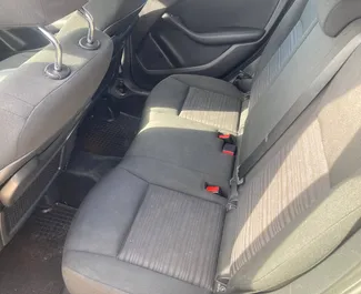Autohuur Mercedes-Benz B-Class #16213 Automatisch op Podgorica Luchthaven, uitgerust met 1,5L motor ➤ Van Yan in Montenegro.