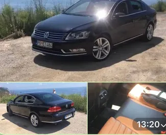 Vooraanzicht van een huurauto Volkswagen Passat op Podgorica Luchthaven, Montenegro ✓ Auto #16215. ✓ Transmissie Automatisch TM ✓ 0 beoordelingen.