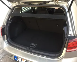 Verhuur Volkswagen Golf 7. Economy, Comfort Auto te huur in Montenegro ✓ Borg van Zonder Borg ✓ Verzekeringsmogelijkheden TPL, SCDW, Passagiers, Diefstal, Buitenland.