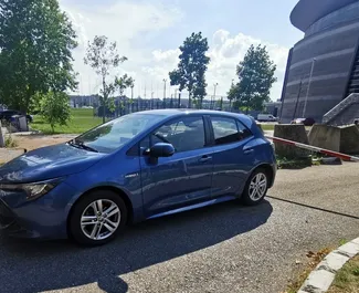 Vooraanzicht van een huurauto Toyota Corolla Belgrado, Servië ✓ Auto #16603. ✓ Transmissie Automatisch TM ✓ 0 beoordelingen.
