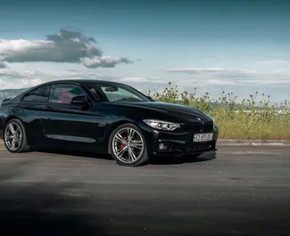 Vooraanzicht van een huurauto BMW 428i Gran Coupe in Tbilisi, Georgië ✓ Auto #16557. ✓ Transmissie Automatisch TM ✓ 0 beoordelingen.